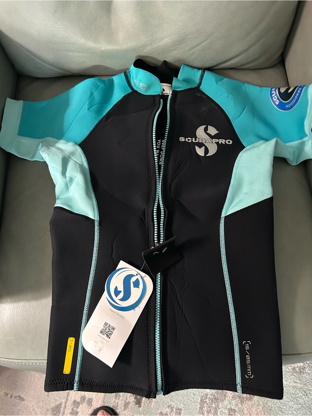 NWT Scuba Pro everflex 1.5woman’s Short Sleeve Wetsuit Jacket in Aqua/Black SzXS